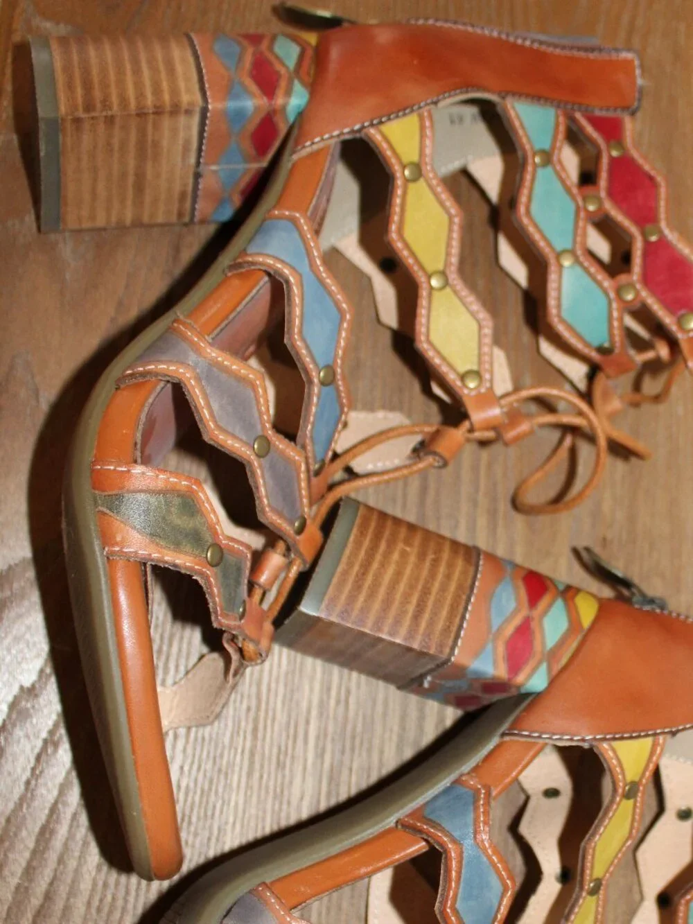 New L’Artiste by Spring Step Multicolor Leather Caged Heel Sandals - Picture 3 of 6